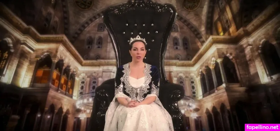 Alexandra Snow 27 OnlyFans Thumbnail #hw8ly7K4sn