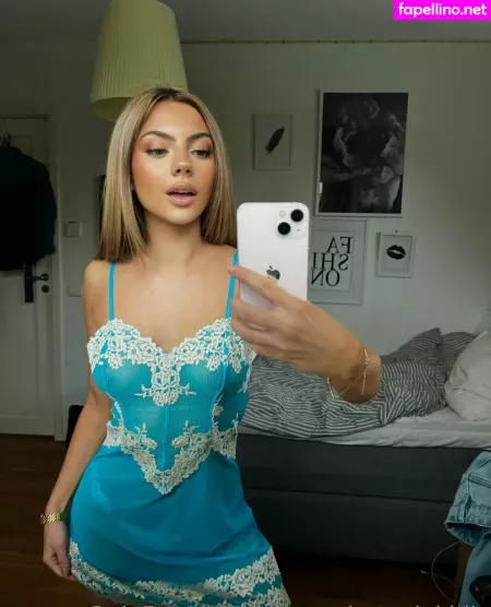 Alexandra Tsolakidis OnlyFans Thumbnail #Af24qzWdBt