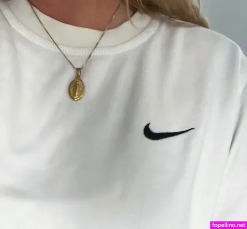 Alexandra OnlyFans Thumbnail #39D4lA9EN1