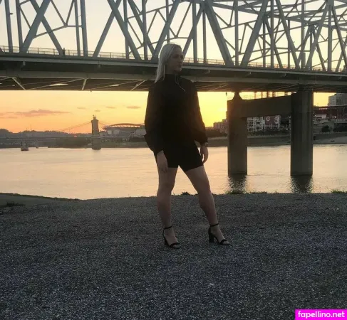 Alexandra OnlyFans Thumbnail #bSHC8vbdTx