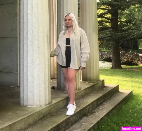 Alexandra OnlyFans Thumbnail #uQZ9iwvUF4