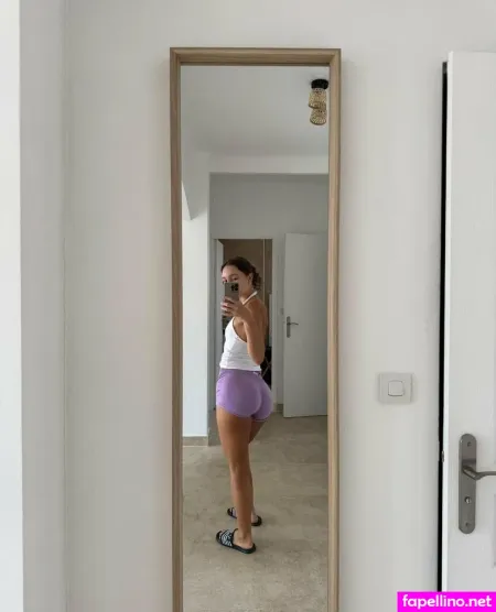 Alexandra977 OnlyFans Thumbnail #jULWxzYsSv
