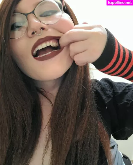 Alexandrabbits OnlyFans Thumbnail #iL0zAwGQbK