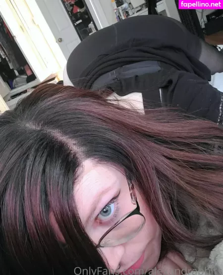 Alexandrabbits OnlyFans Thumbnail #nV1oku1Qyx