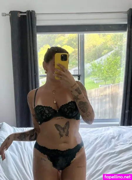 Alexandracoveos OnlyFans Thumbnail #uOnubrZuJV