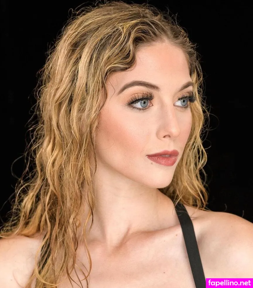 Alexandra Skylar Kunin, alexandraqnin, speed_skater Nude Leaked OnlyFans Photo #EX46R6ftCV