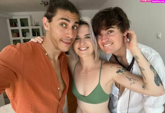 Alexandrathorn OnlyFans Thumbnail #hmNOi1OwiF