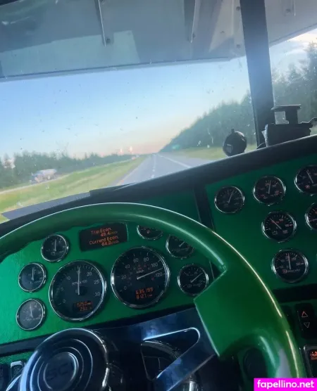 Alexandre3210 OnlyFans Thumbnail #GCC65VUPps