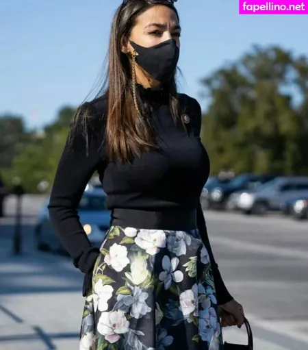 Alexandria Ocasio Cortez OnlyFans Thumbnail #5pehlgCKE3