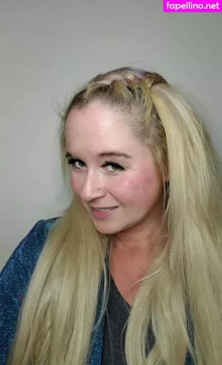 Alexann4 OnlyFans Thumbnail #jIwAeUCOqJ