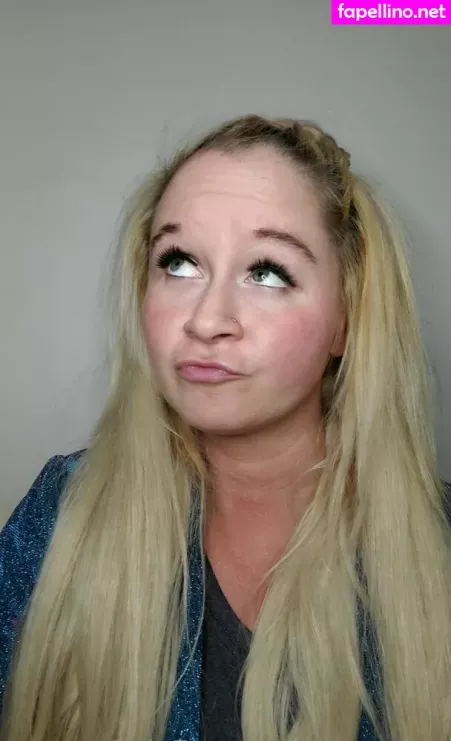 Alexann4 OnlyFans Thumbnail #zSl8uiQAHN