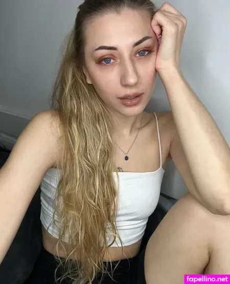 Alexasecrets 2 OnlyFans Thumbnail #B9OLQrg8lS