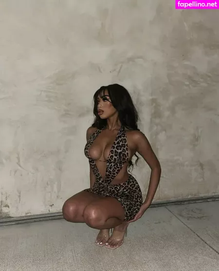 Alexasinclaire OnlyFans Thumbnail #U4Xqp3LH8V