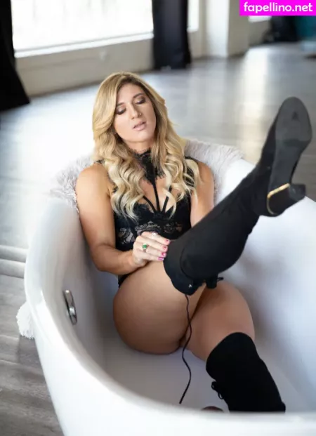 Alexdrax OnlyFans Thumbnail #QhQDrmzOOV