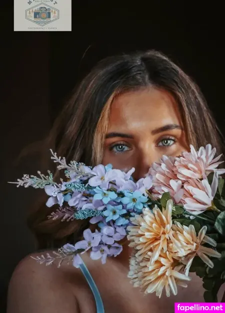 Alexendrea1 OnlyFans Thumbnail #1XdVCRYD0n