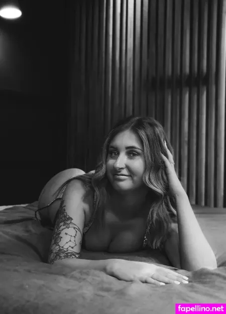 Alexendrea1 OnlyFans Thumbnail #XH7egxIzU4