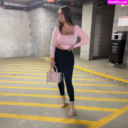 Alexia C OnlyFans Thumbnail #trc6zIH7cs