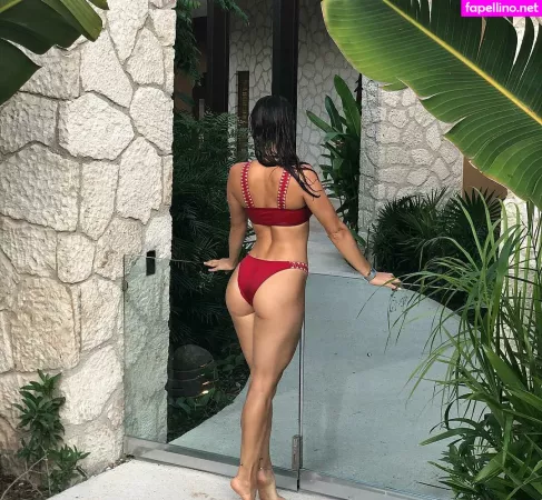 Alexia Inguanzo OnlyFans Thumbnail #zLKnEJKXWn