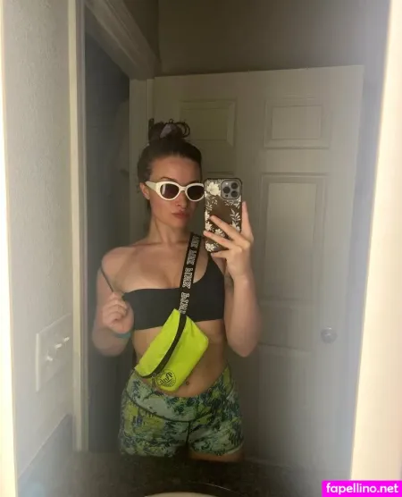 Alexiabeauty6969 OnlyFans Thumbnail #79pWb3KiI9