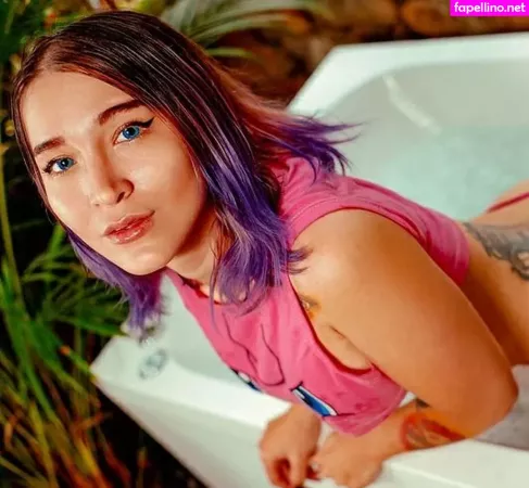 Alexiagwen OnlyFans Thumbnail #WtSKGWLfCt