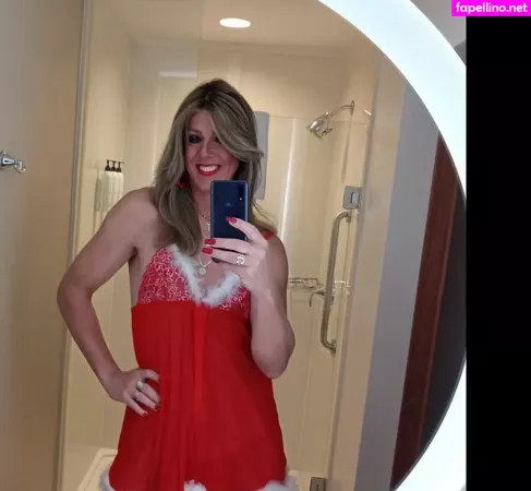 Alexis Andrews OnlyFans Thumbnail #0lTgbZrf5s