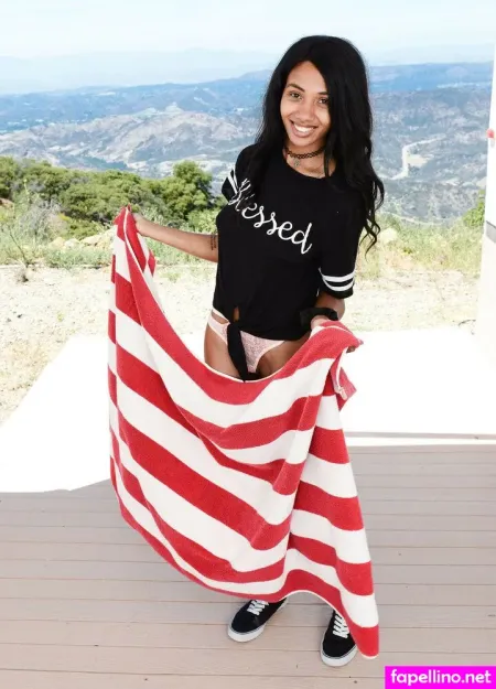 Alexis Avery OnlyFans Thumbnail #1zwPjoqH5G