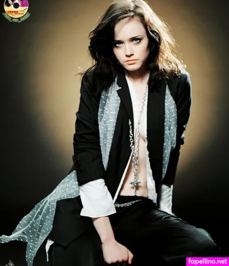 Alexis Bledel OnlyFans Thumbnail #4iTa8WNRgu