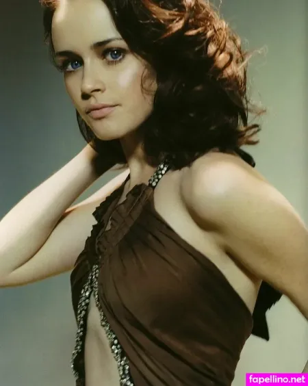 Alexis Bledel OnlyFans Thumbnail #khwWt5cVCR