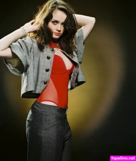 Alexis Bledel OnlyFans Thumbnail #lN9rib6TPv