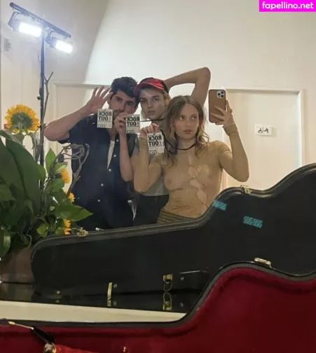 Alexis G Zall OnlyFans Thumbnail #jYbmuinijE