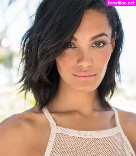 Alexis Gaube OnlyFans Thumbnail #qnoXJDfOYO