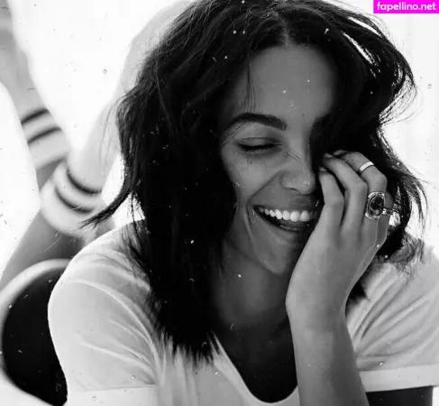 Alexis Gaube OnlyFans Thumbnail #uRubPx4Mq0