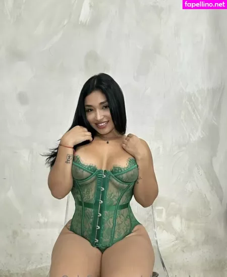 Alexis Jade OnlyFans Thumbnail #wME1AFwmpq