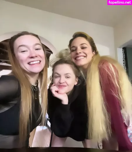 Alexis Knapp OnlyFans Thumbnail #OP0bCngwbJ