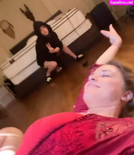 Alexis Knapp OnlyFans Thumbnail #hOdugSpaUl