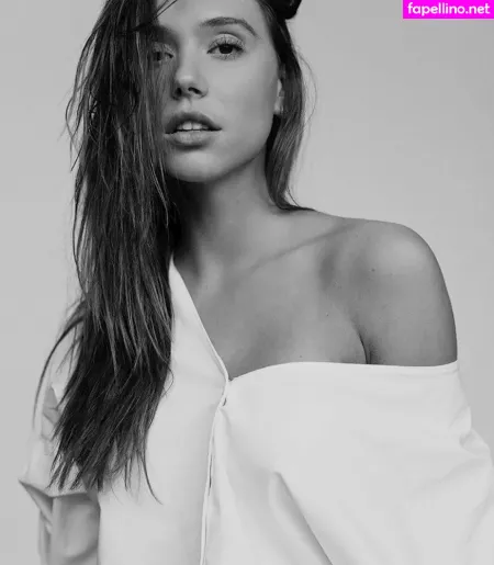 Alexis Rene Glabach OnlyFans Thumbnail #d3ibwTYQH6