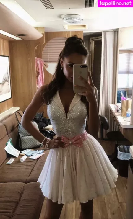 Alexis Rene Glabach OnlyFans Thumbnail #gFD0RZaTDg