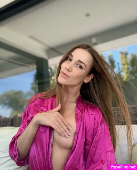 Alexiscrystal 1 Main Profile Photo