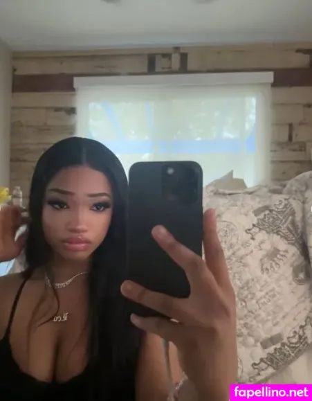 Alexisdenecheau OnlyFans Thumbnail #d0ep5VNnRC