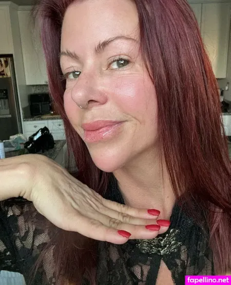 Alexisfawxlive Tv OnlyFans Thumbnail #WEinHGaZWD