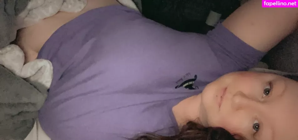 Alexiskylecurvesfree OnlyFans Thumbnail #cffQ9mfWc9