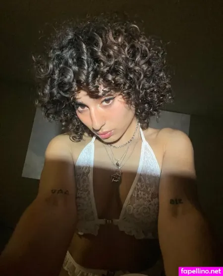 Alexisnicol3 1 OnlyFans Thumbnail #URYf3klmrg