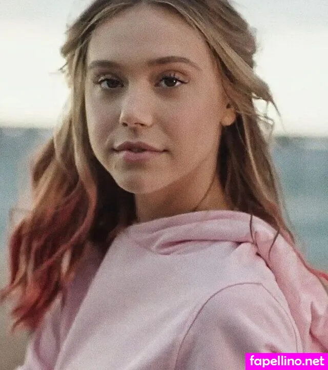 alexisren Nude Leaked OnlyFans Photo #aWS3qR4aW8