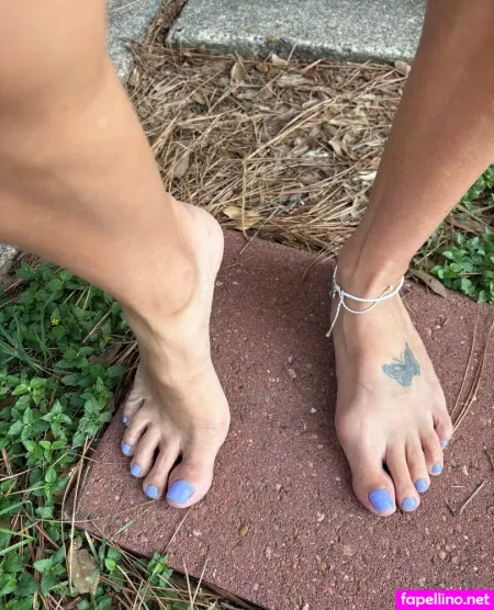Alexisyogafeet2 OnlyFans Thumbnail #XGsYrBd7R0