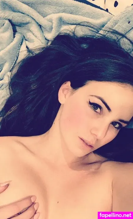 Alexisyoung OnlyFans Thumbnail #Rb2ZAgSLT5