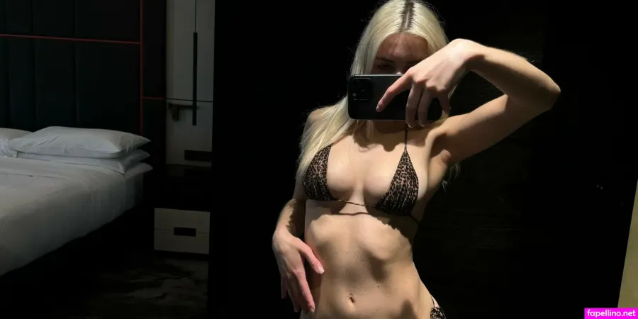 Alexmooretv OnlyFans Thumbnail #A4BPdDqgP8