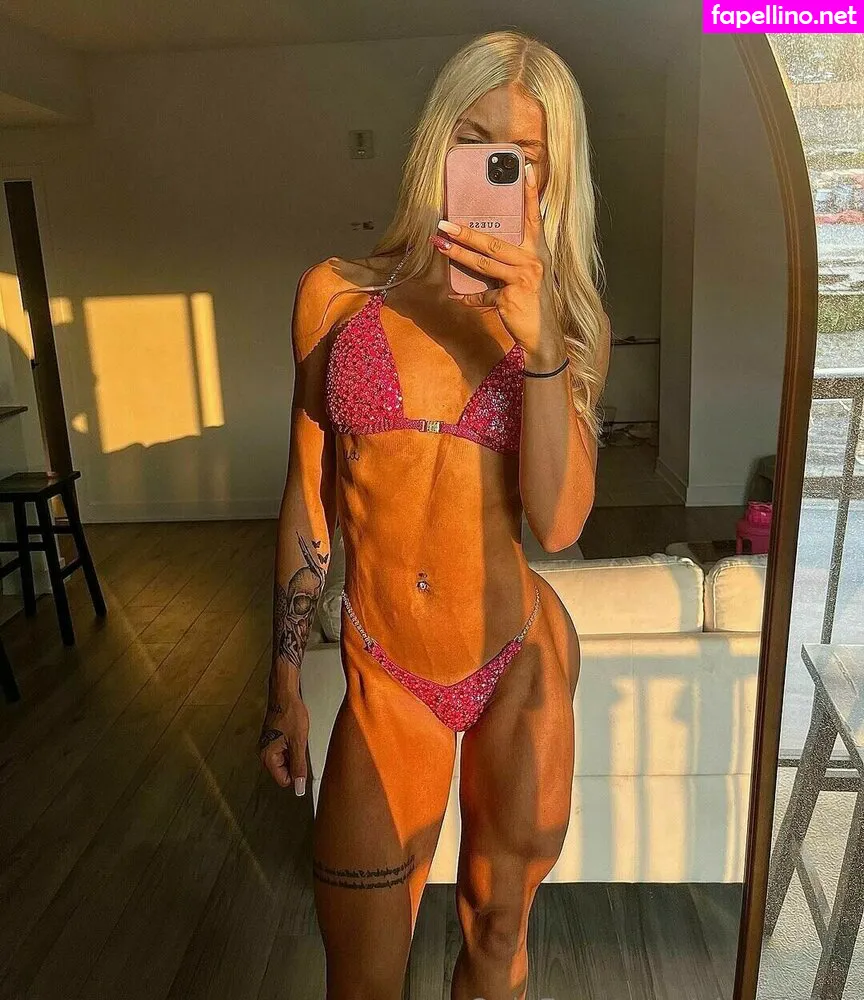 alexaisfitx, alexwoodfit Nude Leaked OnlyFans Photo #OehBd7Uace