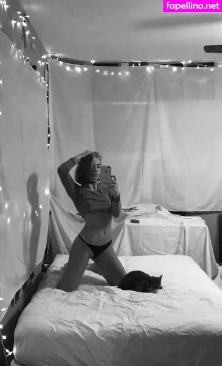 Alexx Efron OnlyFans Thumbnail #eFTxkv8rpj