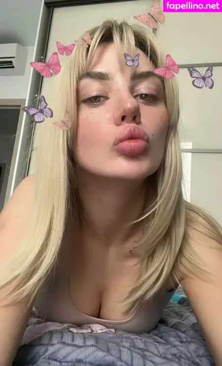 Alexxisren OnlyFans Thumbnail #Vz9tycyN5m
