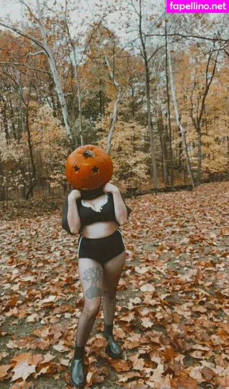 Alexxrenee24 OnlyFans Thumbnail #E9zsvlFdrZ